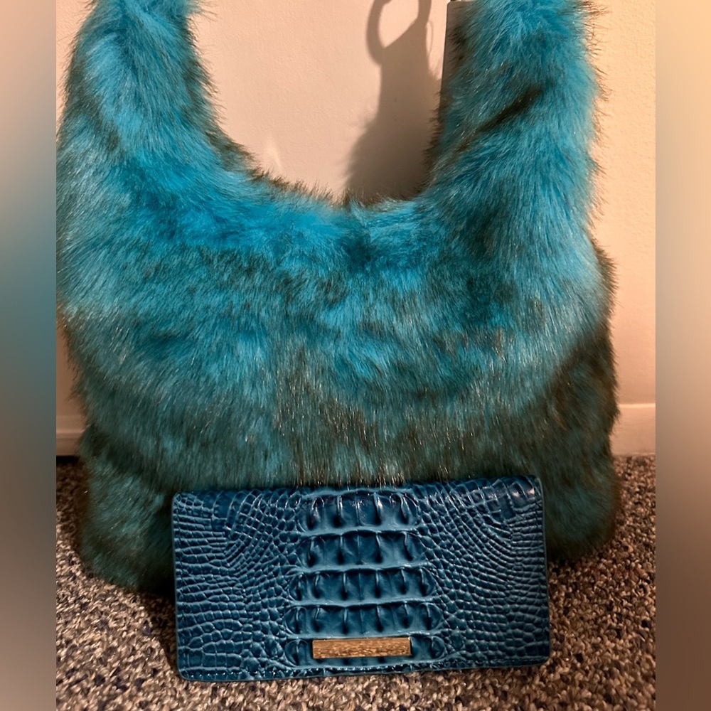 NWT: BL. Bag & wallet set.